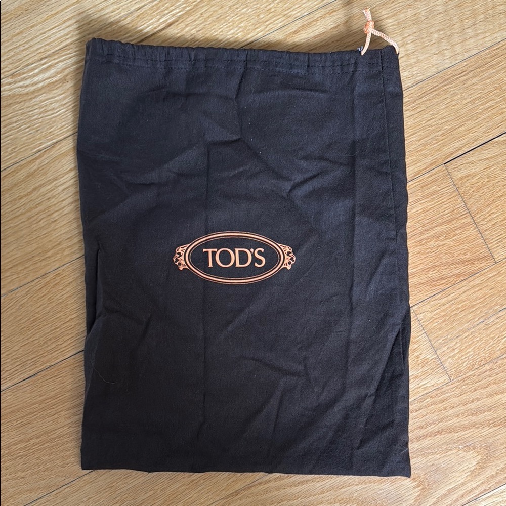 Tod's Brown and Orange Dust Bag 15”x11.5”